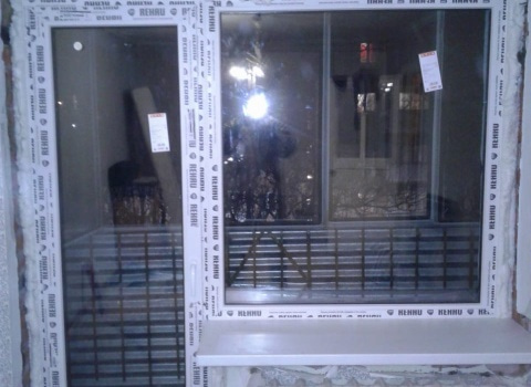 Дверь металлопластиковая "Rehau Blitz" (ш*в) 690*2080 и окно металлопластиковое Rehau Blitz (ш*в) 1150*1270,цвет белый купить по низкой цене в городе Геленджик